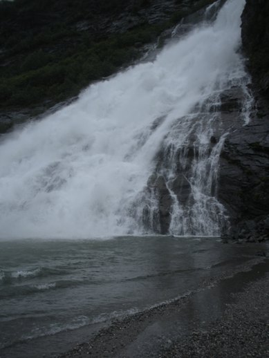 Nugget Falls