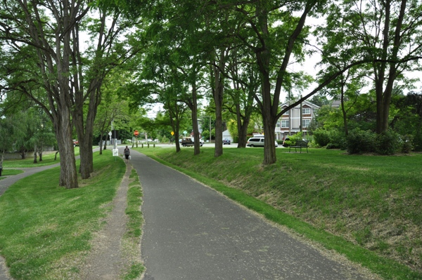 Burke Gilman Playground 