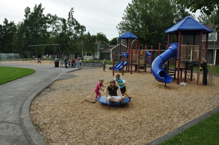 Burke Gilman Playground 