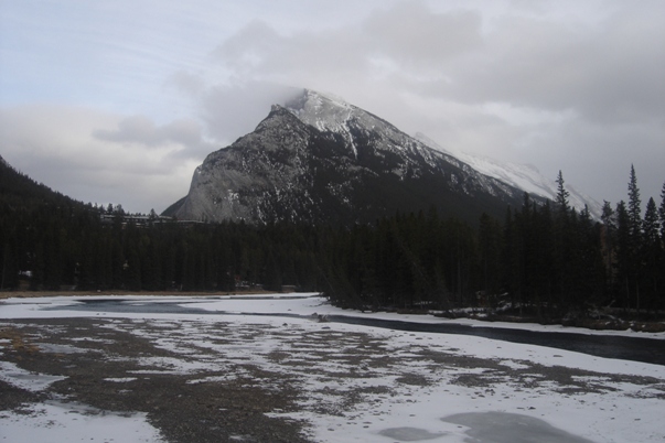 Mount Rundle 