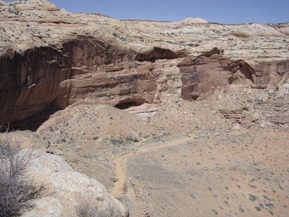 Horseshoe Canyon trail