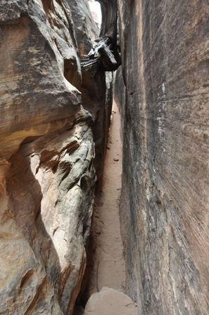 slot canyon