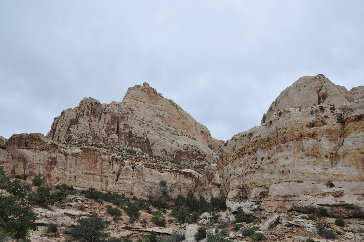 Hickman Bridge trail