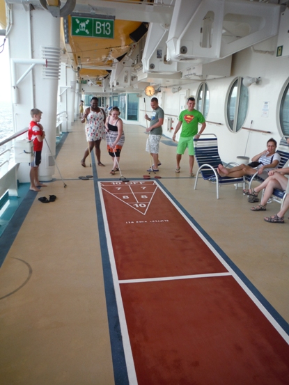 Shuffleboard 