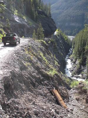 Yankee Boy Basin Road