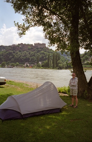 Camping along the Rhine