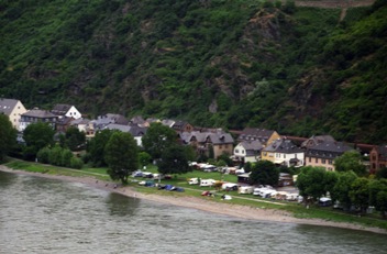 Camping on the Rhine