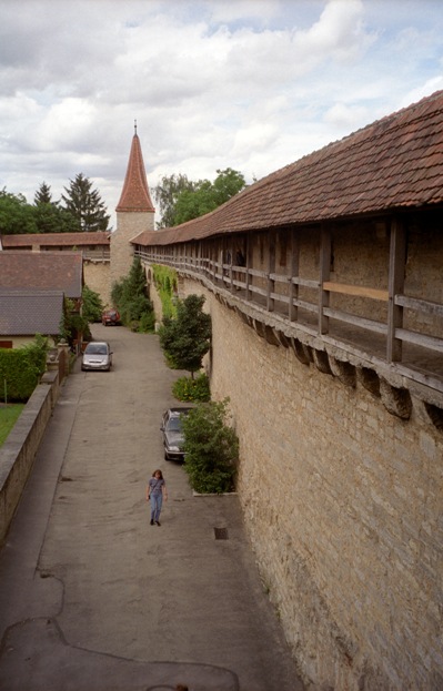 Walking the city walls