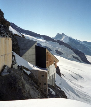 Building Jungfrau Station