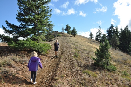 hiking frost mountain