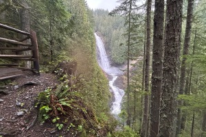 wallace-falls.jpg