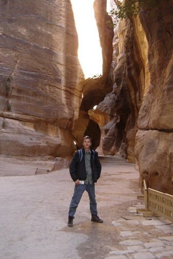 entrance canyon to Petra