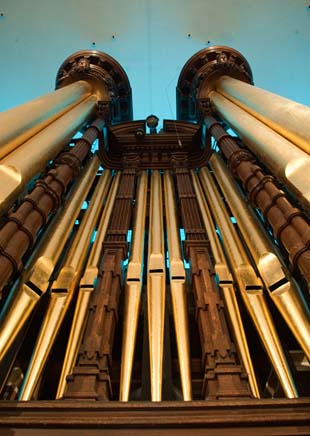 pipe organ