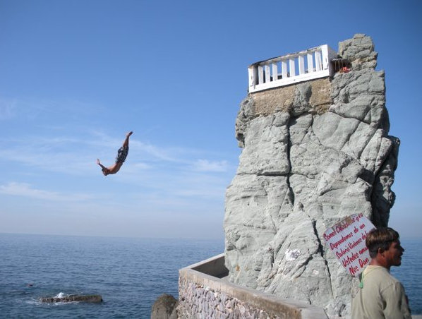 Mazatlan cliff divers