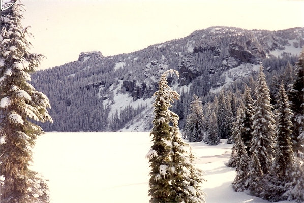 Mowich Lake frozen