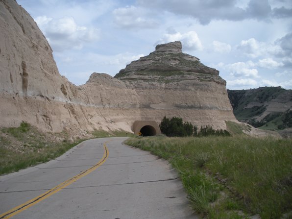 Scotts Bluff road