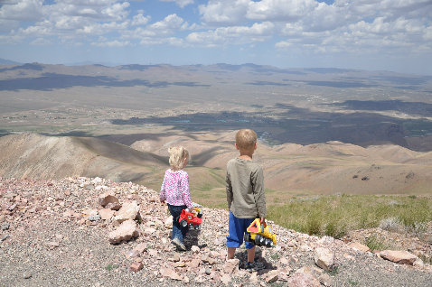 Elko Mountain kids