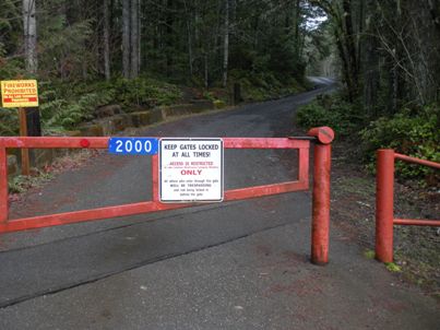 Lake Cushman gate