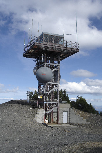 Pelican Butte lookout