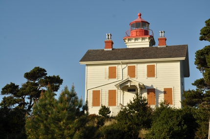 Yaquina Bay Lighthouse 