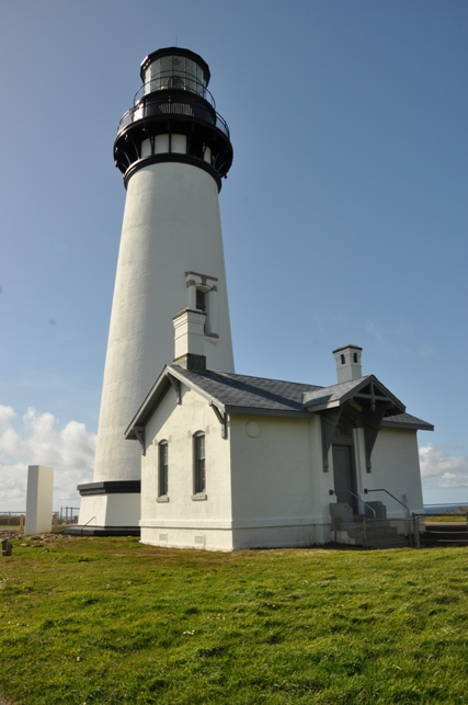 yaquina lighthouse