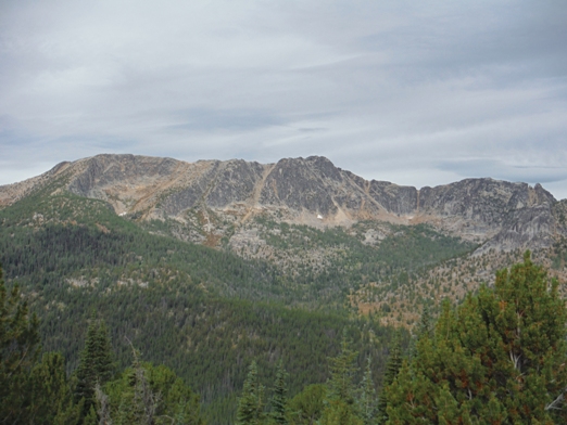 Amphitheater Mountain 