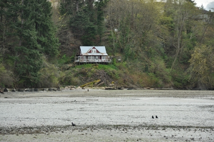 dumas bay house