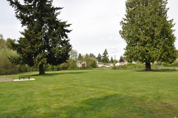 hilltop park burien