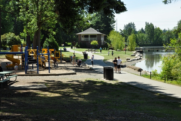 wapato lake play area