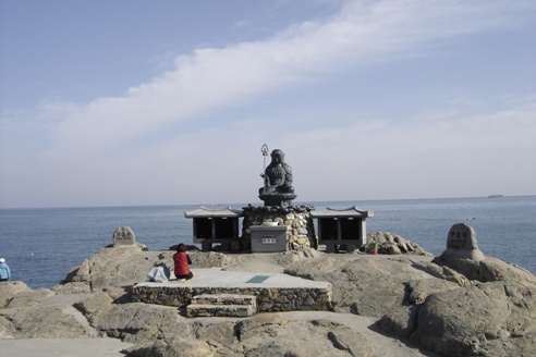 Haedong Yonggungsa Temple in Busan