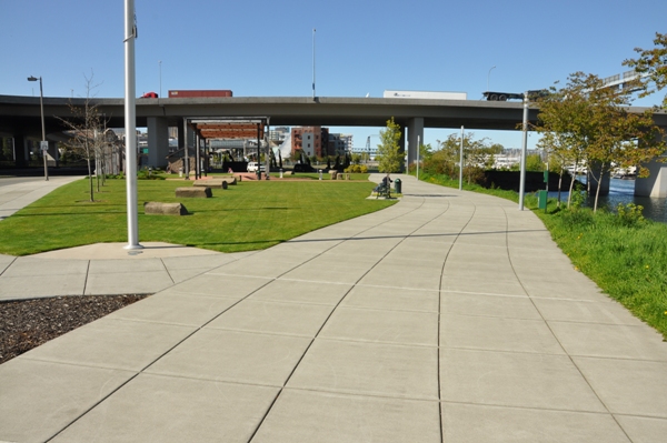 Thea Foss walkway