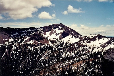 Earl Peak 