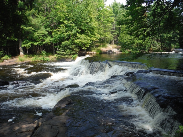 bond falls