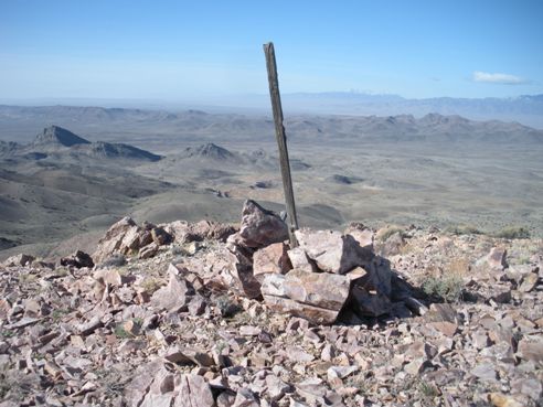 Summit marker