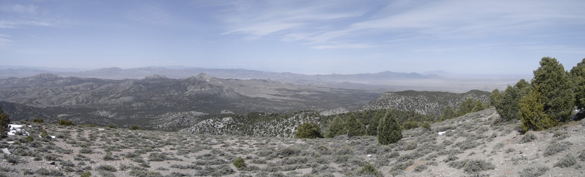 View west from Keg Mountain