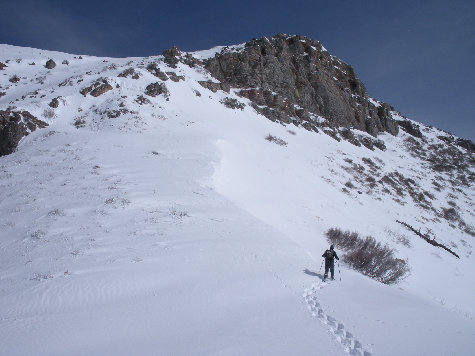 climbing to the summit of Nelson Peak