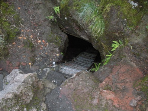 ape cave upper exit