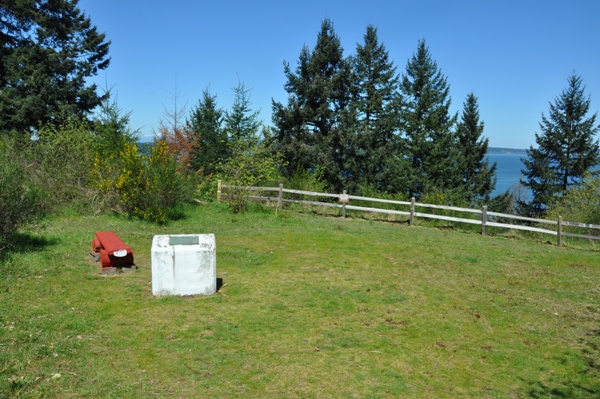 Wilkes Observatory Monument