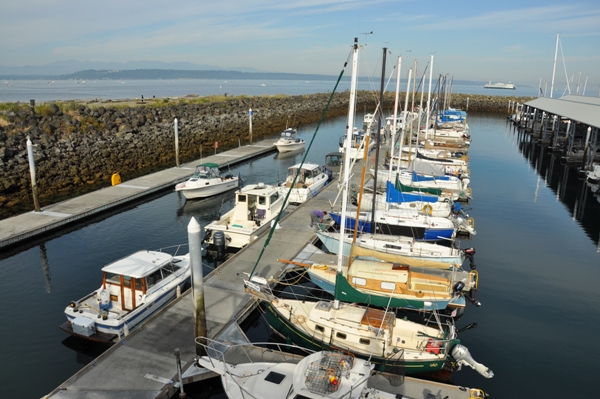 edmonds marina