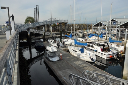 edmonds marina