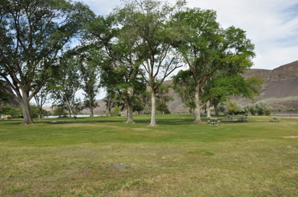 sun lakes state park