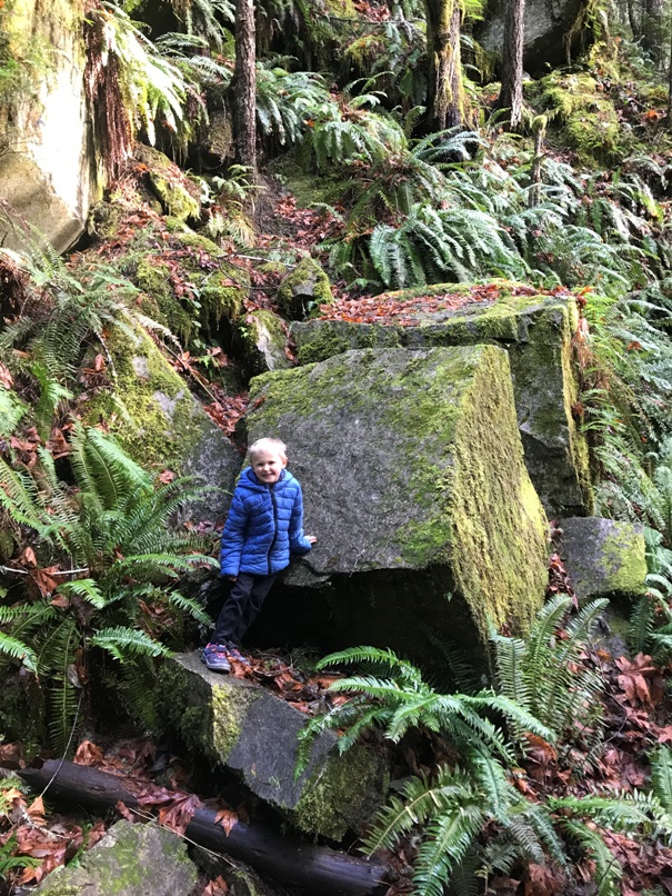 hiking boulders