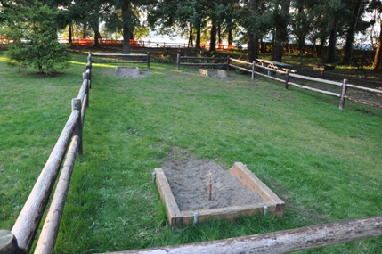 Horseshoe pits