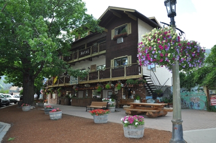 leavenworth village