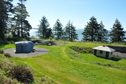 Fort Columbia gun