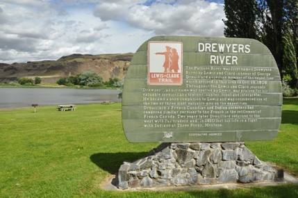 Drewyers River 