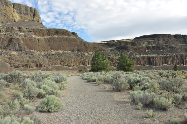 steamboat rock trail