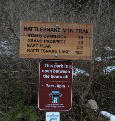 Rattlesnake Mountain Trailhead