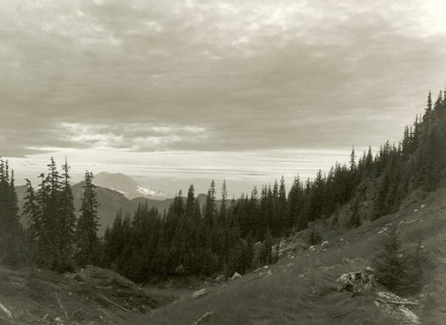 snoqualmie pass trail