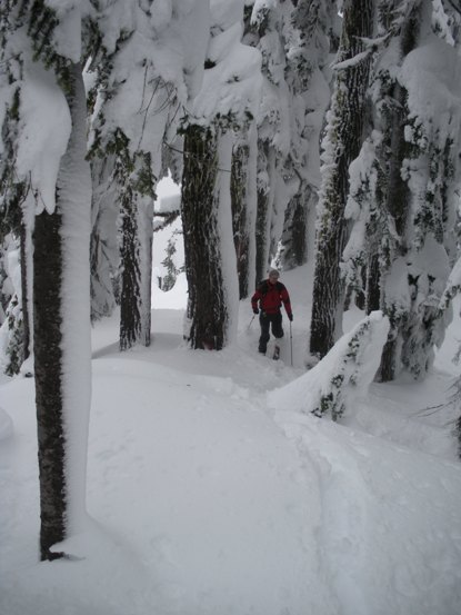 Skiing Jove Peak